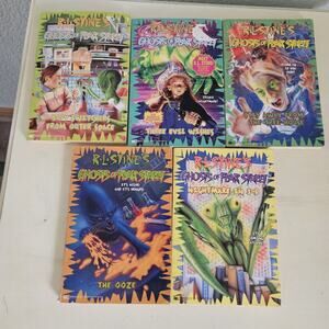 Lot R.L. Stine Vintage Ghosts Of Fear Street Paperback Books 4 5 8 14 19